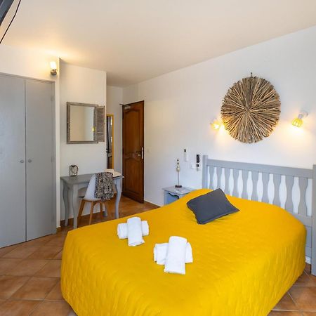 Hotel Le Fangassier Saintes-Maries-de-la-Mer Esterno foto