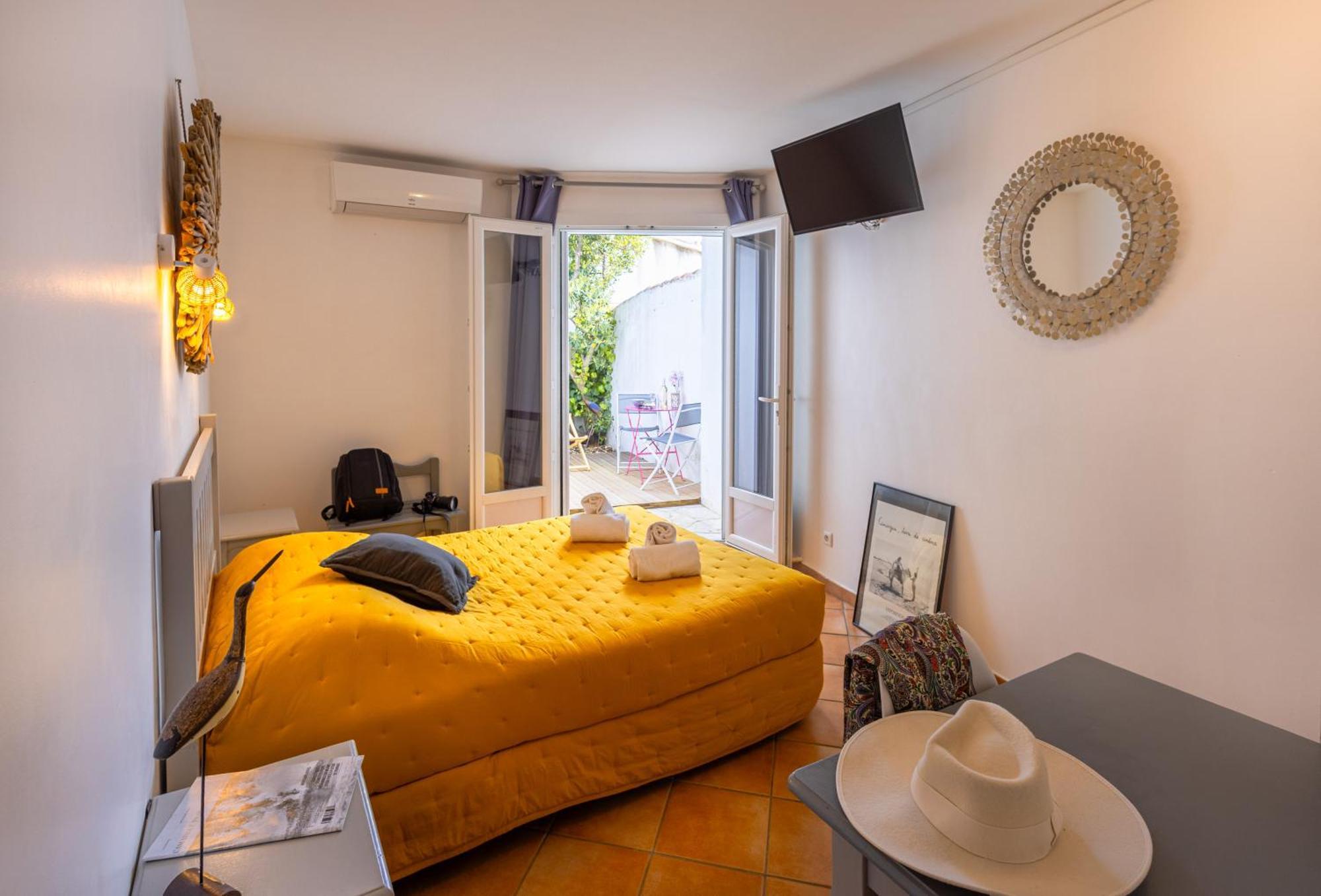 Hotel Le Fangassier Saintes-Maries-de-la-Mer Esterno foto
