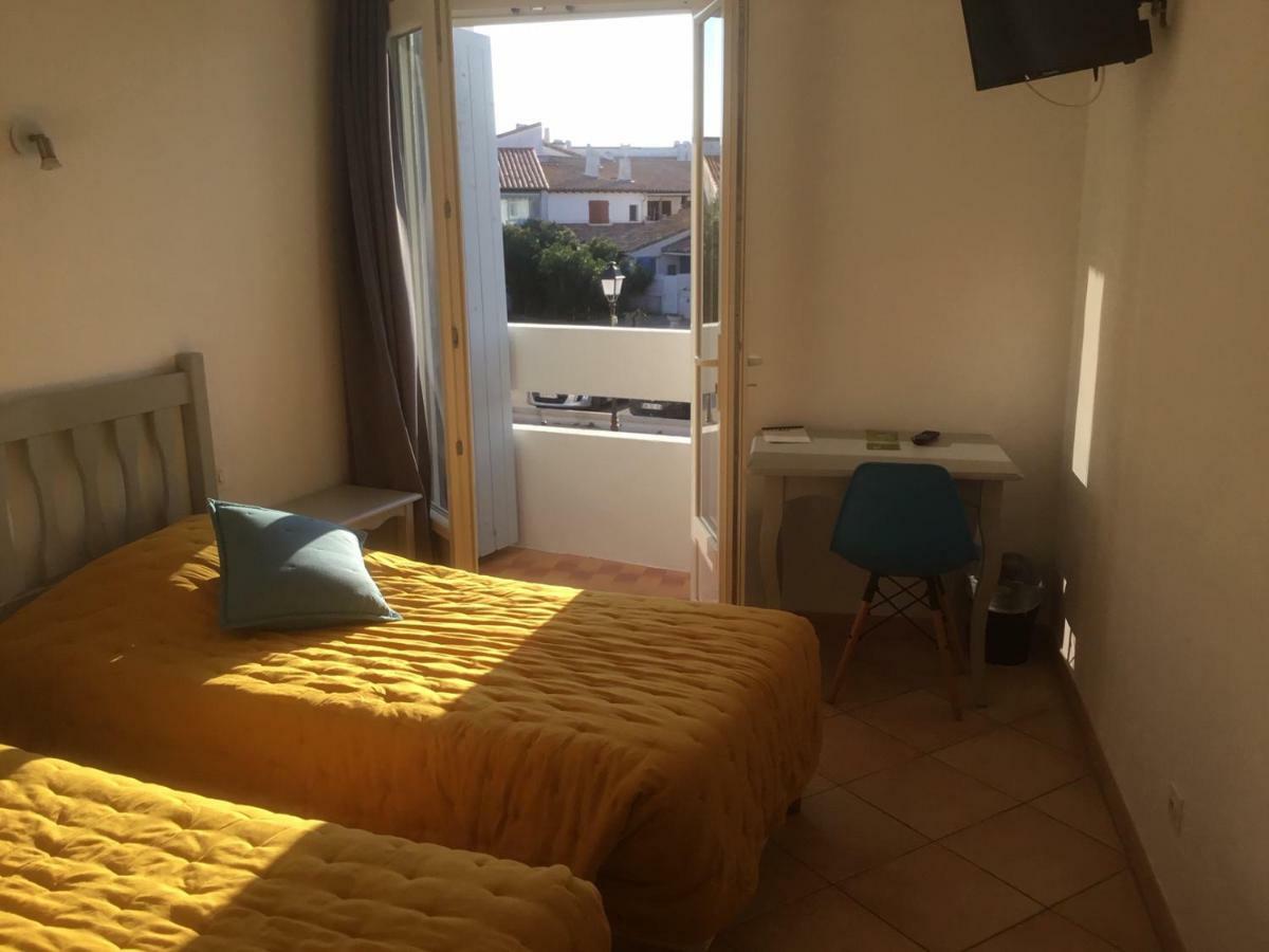 Hotel Le Fangassier Saintes-Maries-de-la-Mer Esterno foto