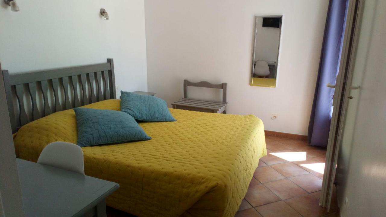Hotel Le Fangassier Saintes-Maries-de-la-Mer Esterno foto