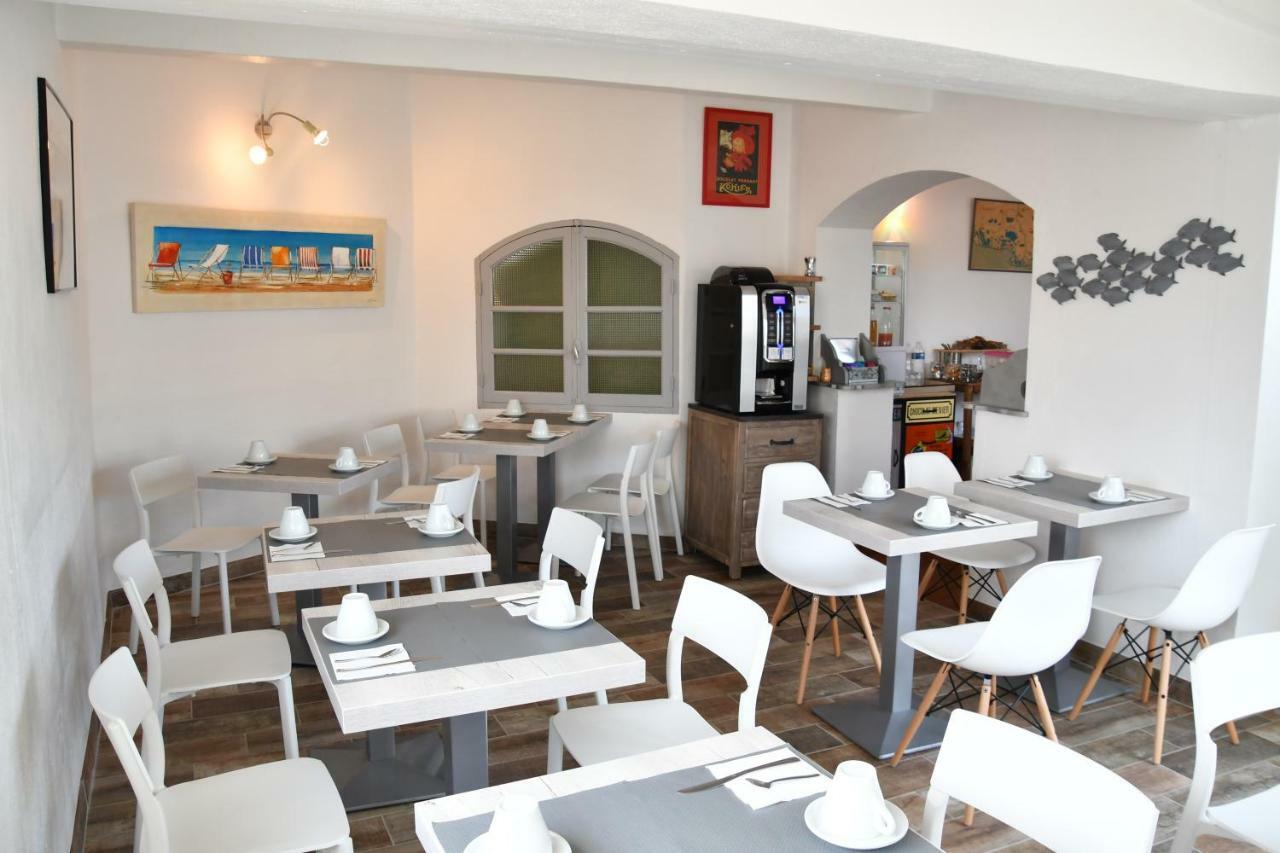 Hotel Le Fangassier Saintes-Maries-de-la-Mer Esterno foto